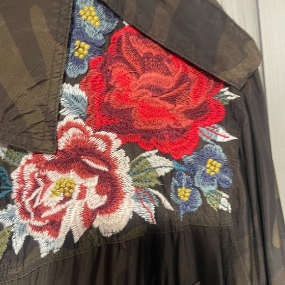 Johnny Was Green and Red Utility Jacket with Floral Embroidery - Picture 6 of 10